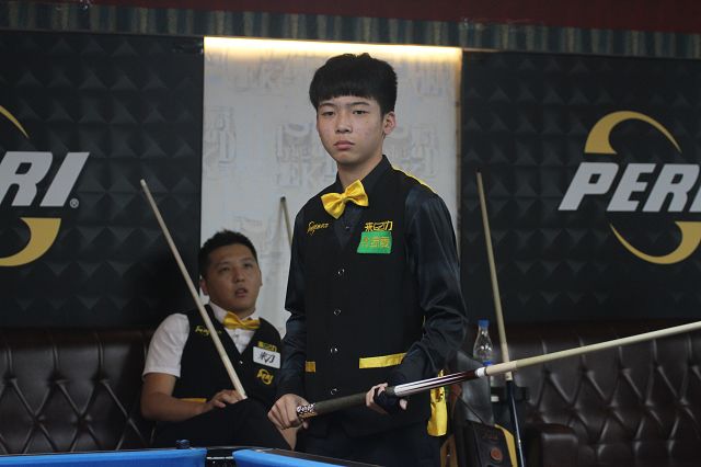 许多年轻运 许多年轻运